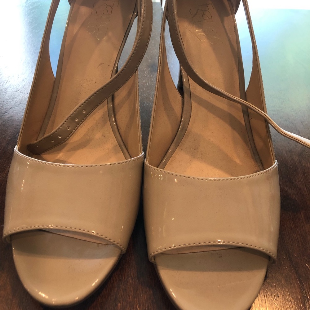 Gorgeous nude Franco Sarto open toe heels 👠 only worn ones!